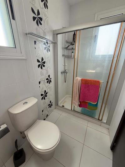 Image No.22-3 Bed Villa / Detached for sale