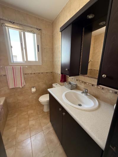 Image No.17-3 Bed Villa / Detached for sale