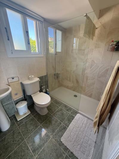 Image No.16-2 Bed Townhouse for sale