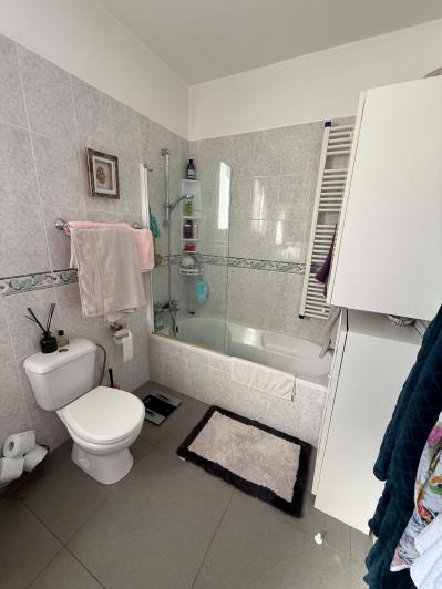 Image No.21-3 Bed Villa / Detached for sale