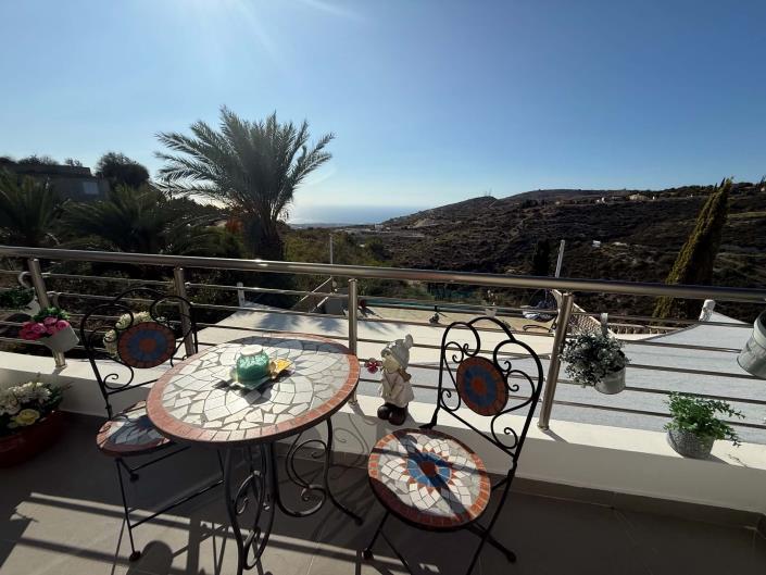 Image No.19-3 Bed Villa / Detached for sale