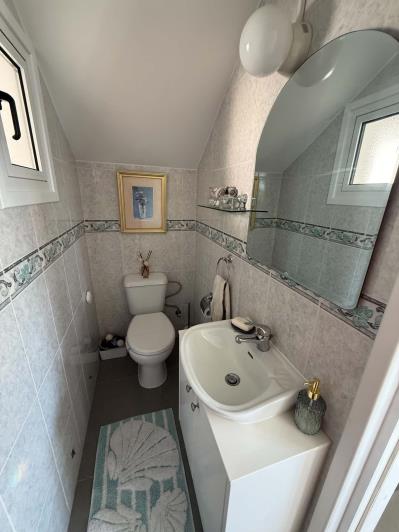 Image No.13-3 Bed Villa / Detached for sale