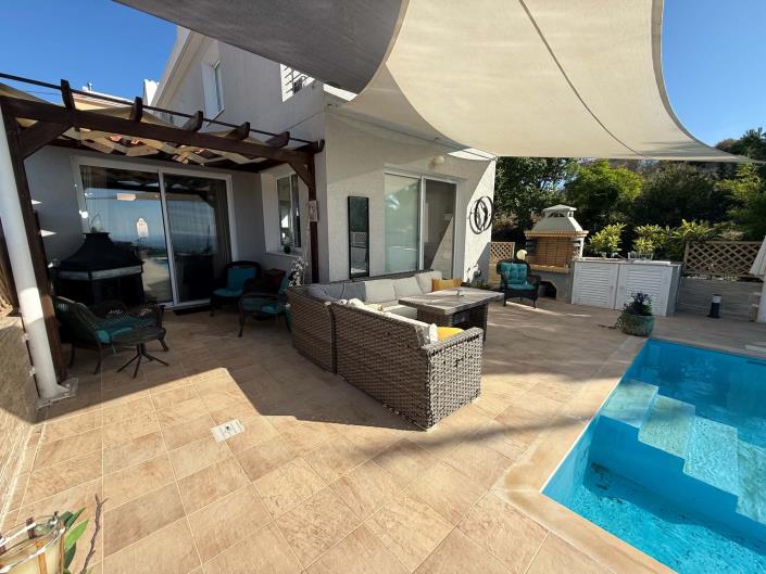 Image No.27-3 Bed Villa / Detached for sale