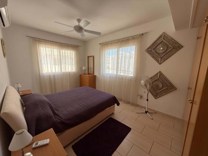 Image No.12-2 Bed Apartment for sale