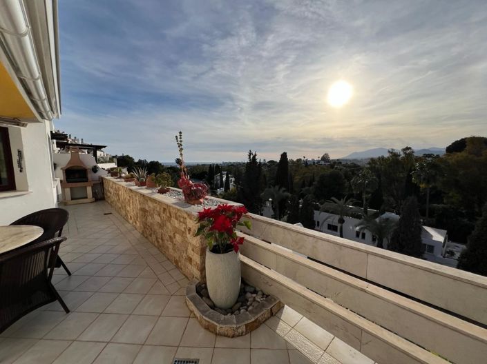 Image No.1-3 Bed Apartment for sale