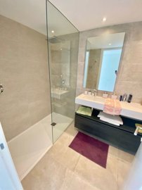 3982-579935-78d1f4f8b6655591b02d22fabb36a692d