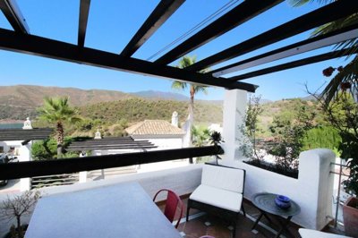 3982-598448-78d1f4f8b6655591b02d22fabb36a692d