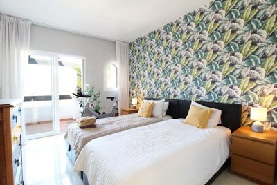 3982-598448-78d1f4f8b6655591b02d22fabb36a692d