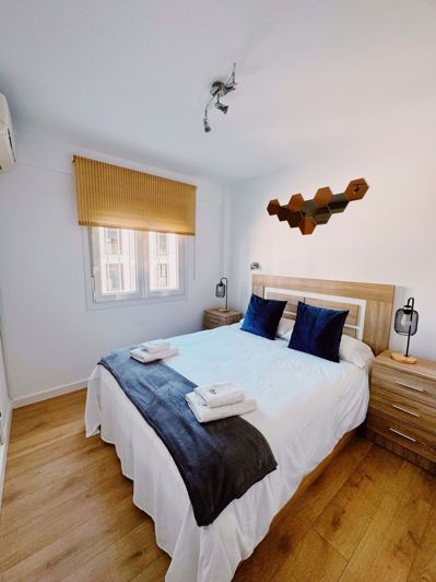 Image No.1-4 Bed Apartment for sale