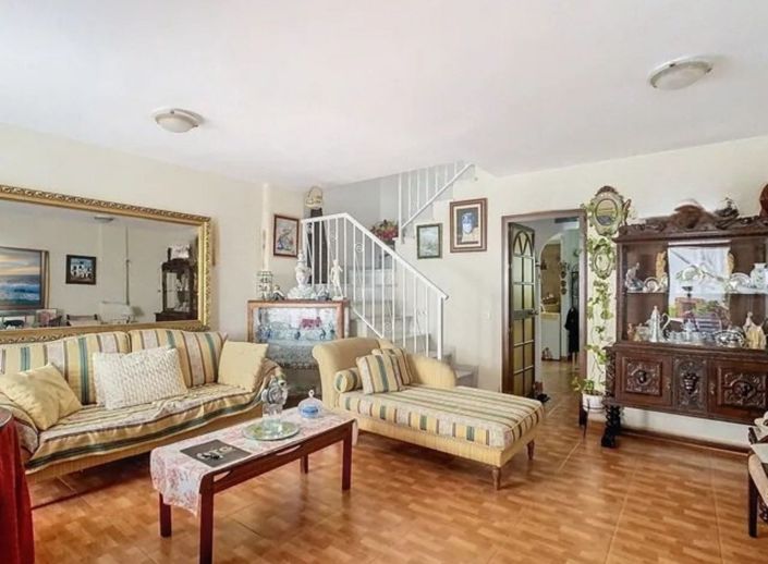 Image No.1-2 Bed Townhouse for sale