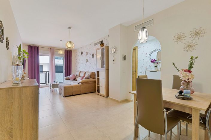 Image No.1-3 Bed Apartment for sale