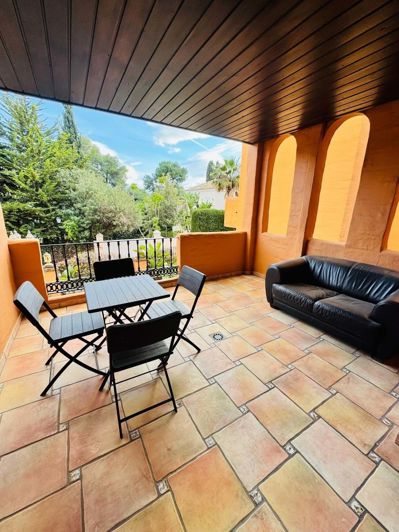 Image No.1-Appartement de 2 chambres à vendre à Estepona