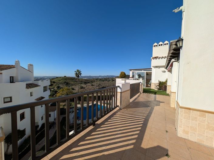 Image No.1-3 Bed Apartment for sale