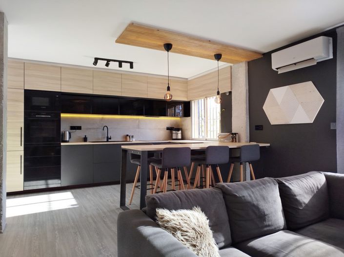 Image No.1-4 Bed Apartment for sale