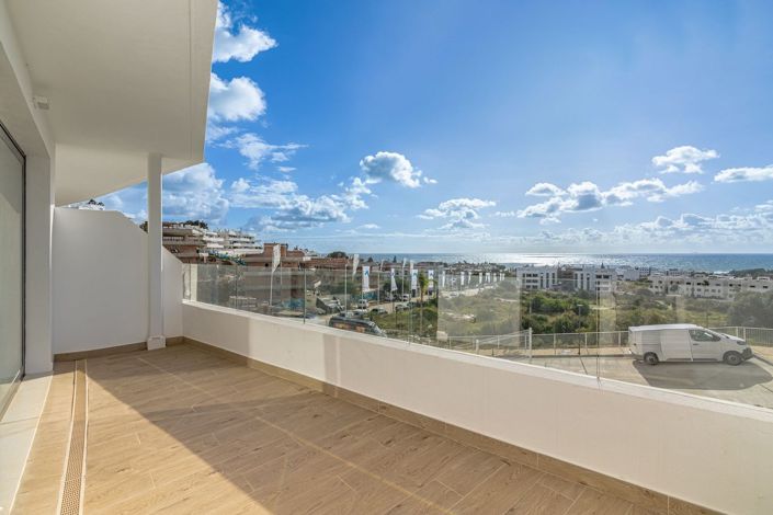 Image No.1-3 Bed Apartment for sale