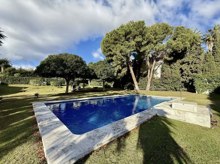 Image No.1-Villa de 3 chambres à vendre à Marbella