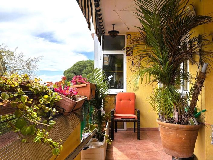 Image No.1-3 Bed Apartment for sale