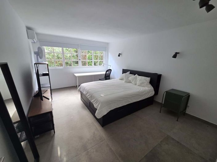 Image No.10-4 Bed Villa for sale