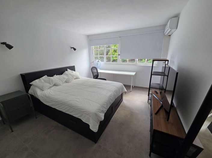 Image No.9-4 Bed Villa for sale