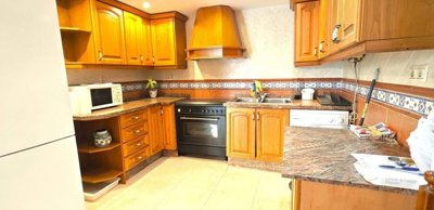 3982-639777-78d1f4f8b6655591b02d22fabb36a692d