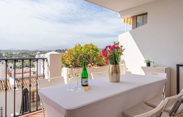 Image No.1-4 Bed Apartment for sale