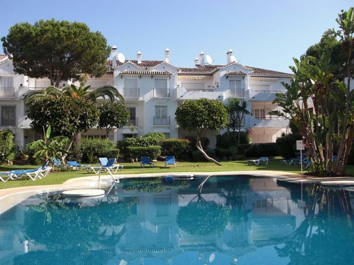 Image No.1-Appartement de 2 chambres à vendre à Estepona