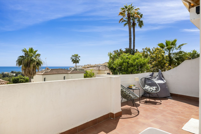 Image No.21-2 Bed Townhouse for sale