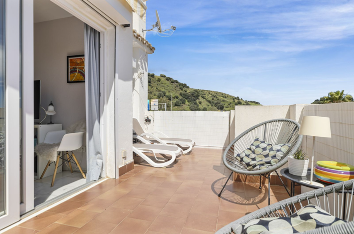 Image No.22-2 Bed Townhouse for sale