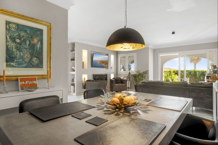 Image No.6-2 Bed Townhouse for sale