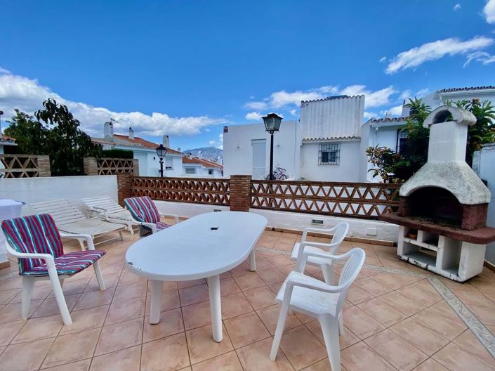 Image No.1-2 Bed Townhouse for sale