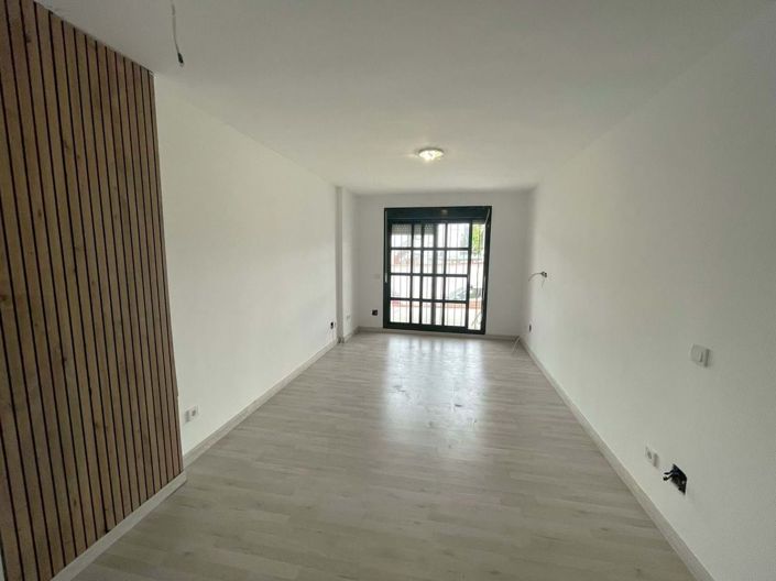 Image No.1-3 Bed Apartment for sale
