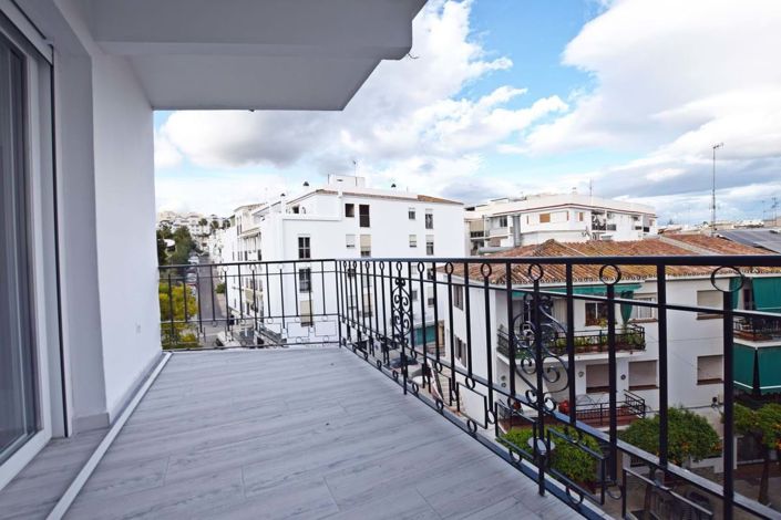 Image No.1-3 Bed Apartment for sale