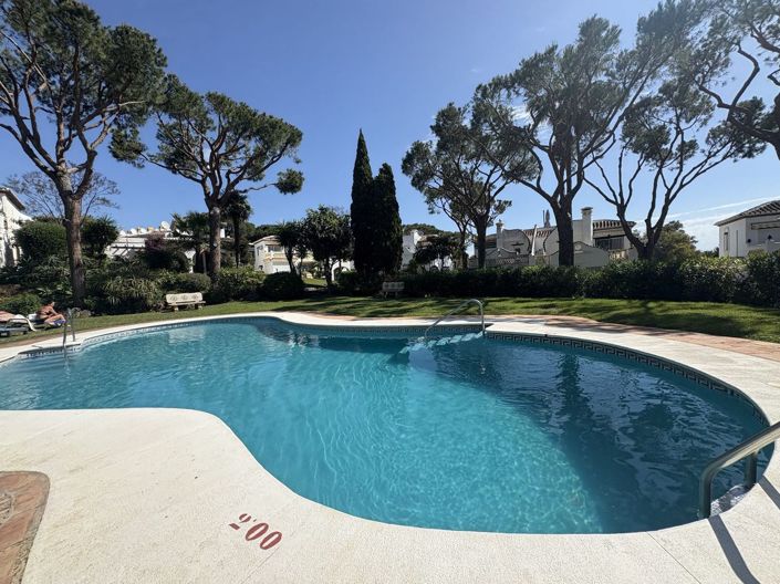 Image No.1-3 Bed Villa for sale