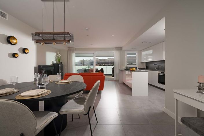 Image No.3-3 Bed Apartment for sale