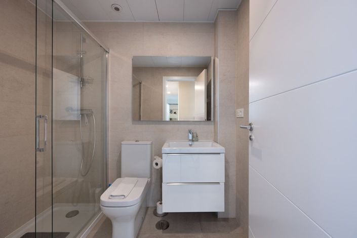 Image No.9-3 Bed Apartment for sale