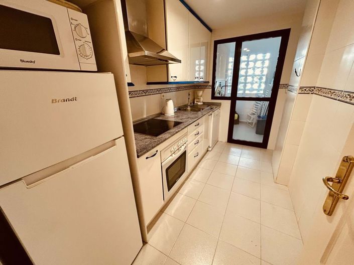 Image No.11-3 Bed Apartment for sale