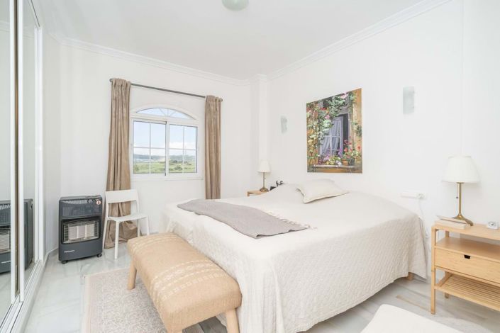 Image No.5-2 Bed Apartment for sale