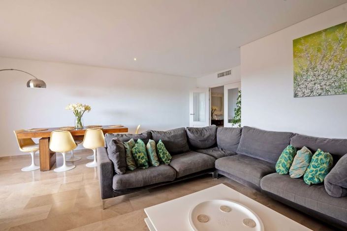 Image No.12-3 Bed Apartment for sale