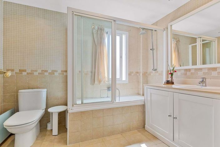 Image No.16-3 Bed Apartment for sale