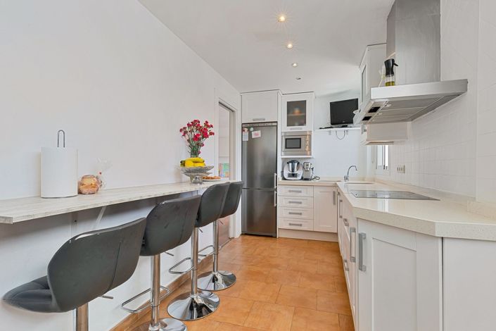 Image No.19-3 Bed Apartment for sale