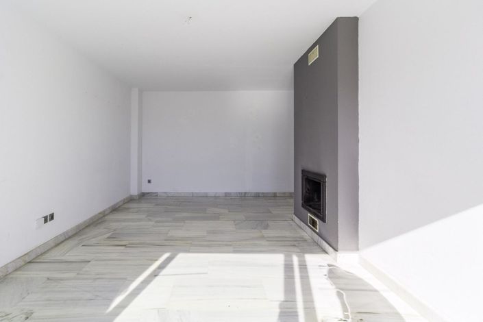 Image No.15-2 Bed Apartment for sale