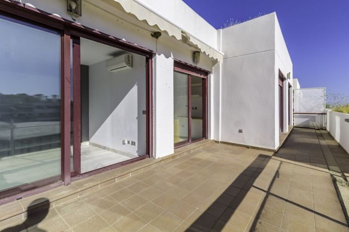 Image No.16-2 Bed Apartment for sale