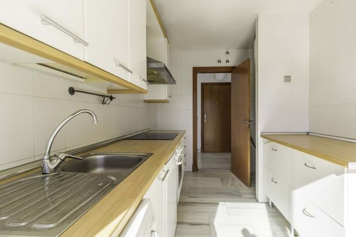 Image No.6-2 Bed Apartment for sale