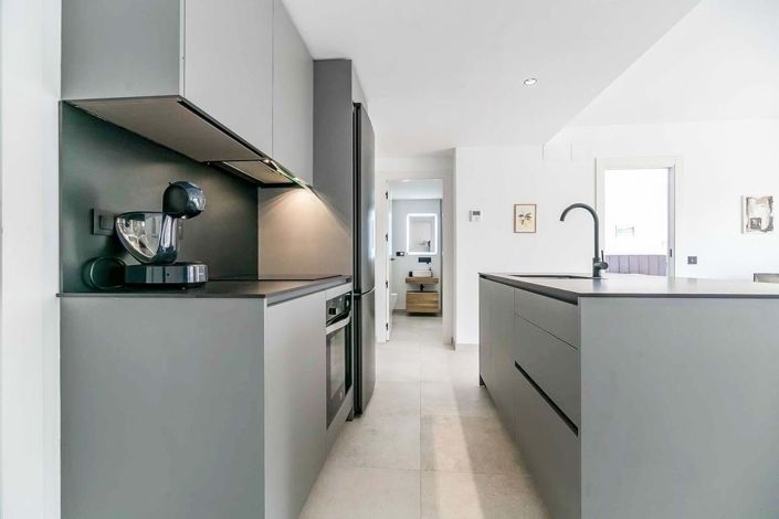 Image No.14-2 Bed Apartment for sale