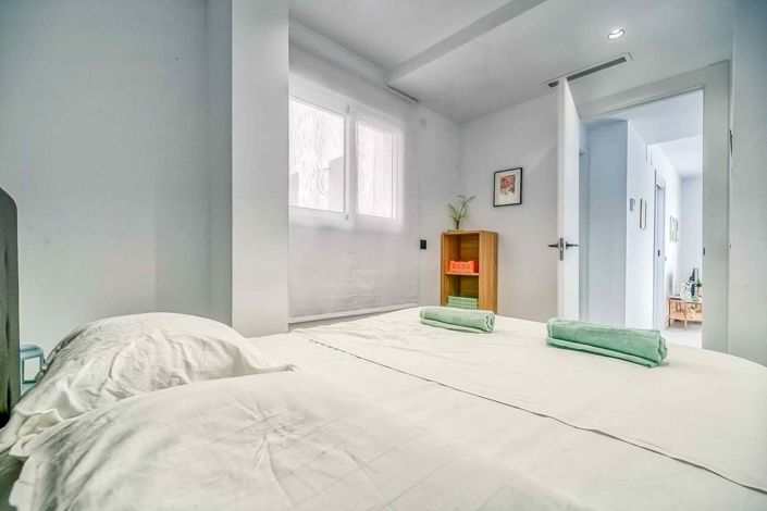 Image No.25-2 Bed Apartment for sale