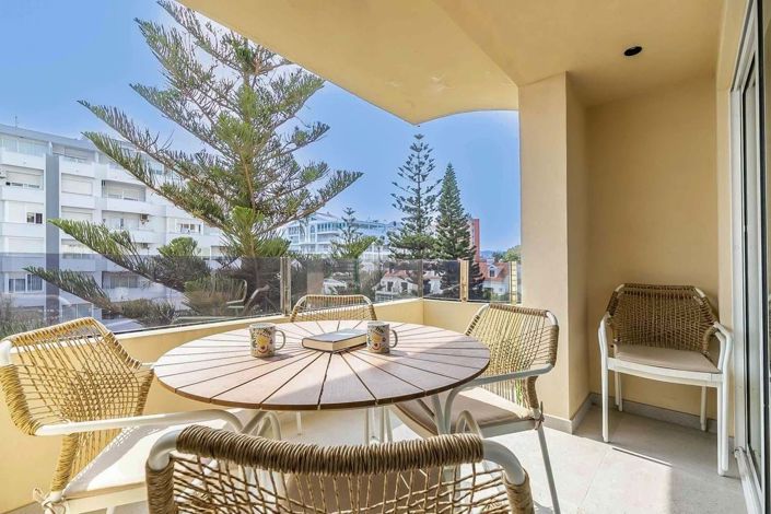 Image No.28-2 Bed Apartment for sale