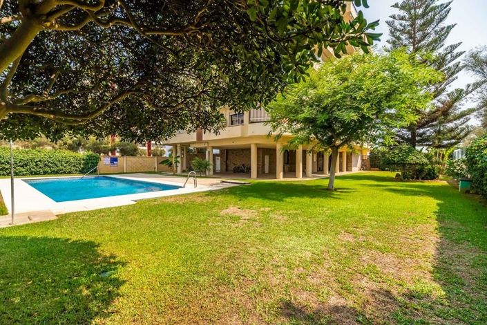 Image No.40-2 Bed Apartment for sale