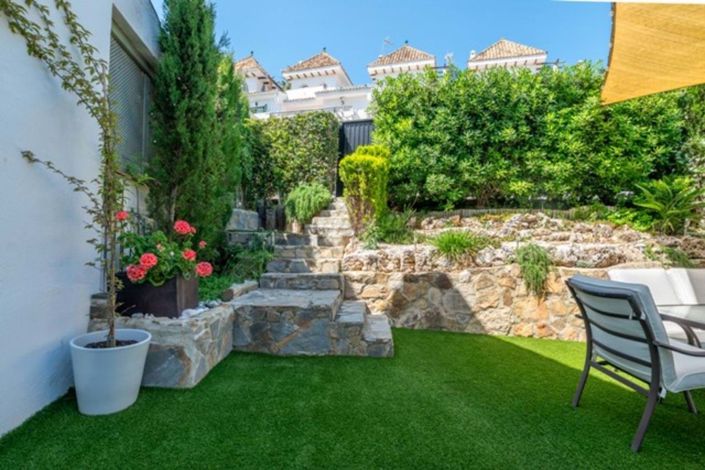 Image No.36-4 Bed Townhouse for sale