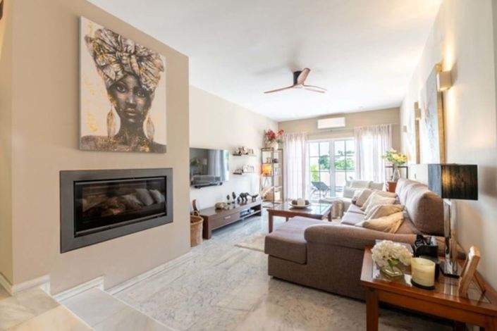 Image No.5-4 Bed Townhouse for sale