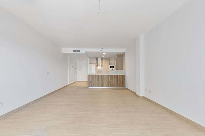 Image No.14-3 Bed Apartment for sale